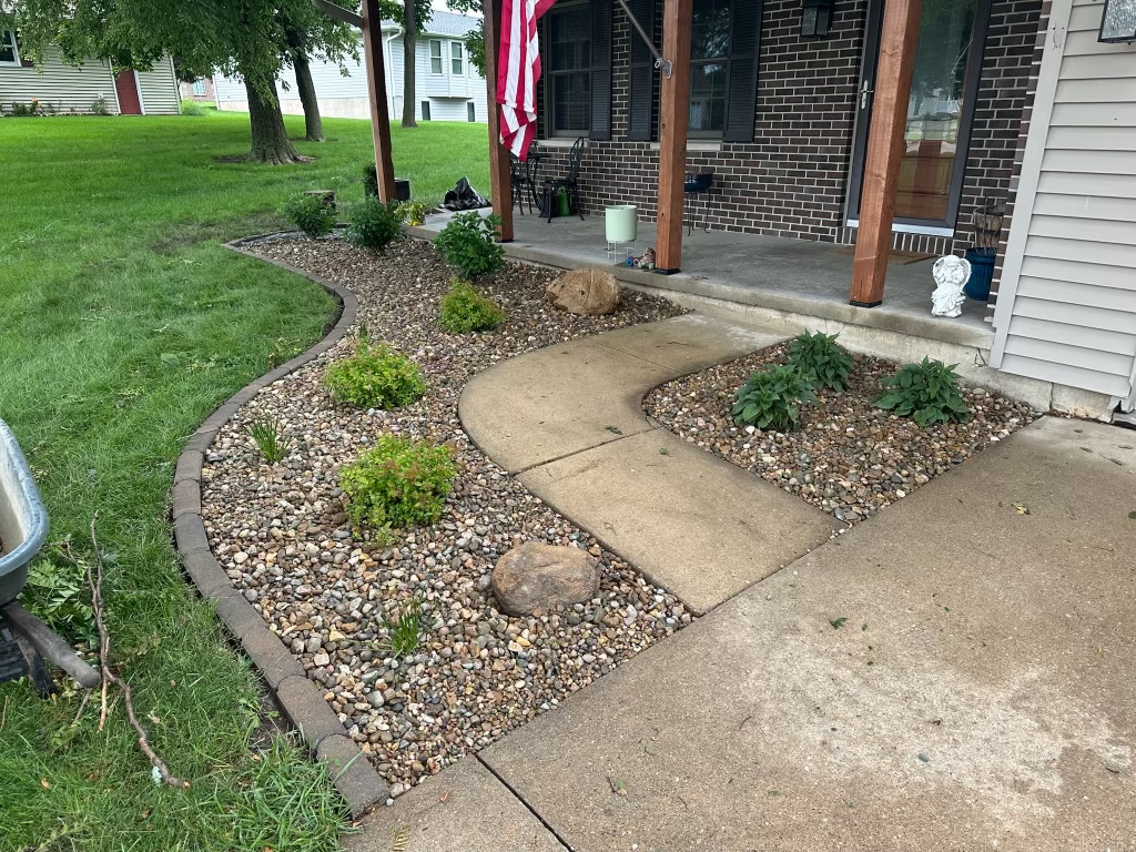 Edged Rock Beds
